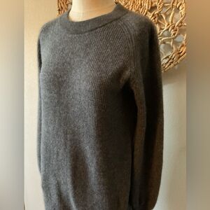 Faherty 100% Cashmere Women Dark Gray Turtleneck Sweater Dress. Size Medium.